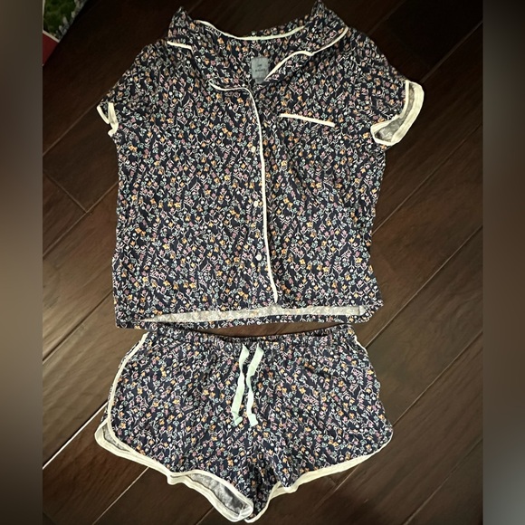 Women’s Jane and bleecker small floral pajama set - Picture 1 of 9